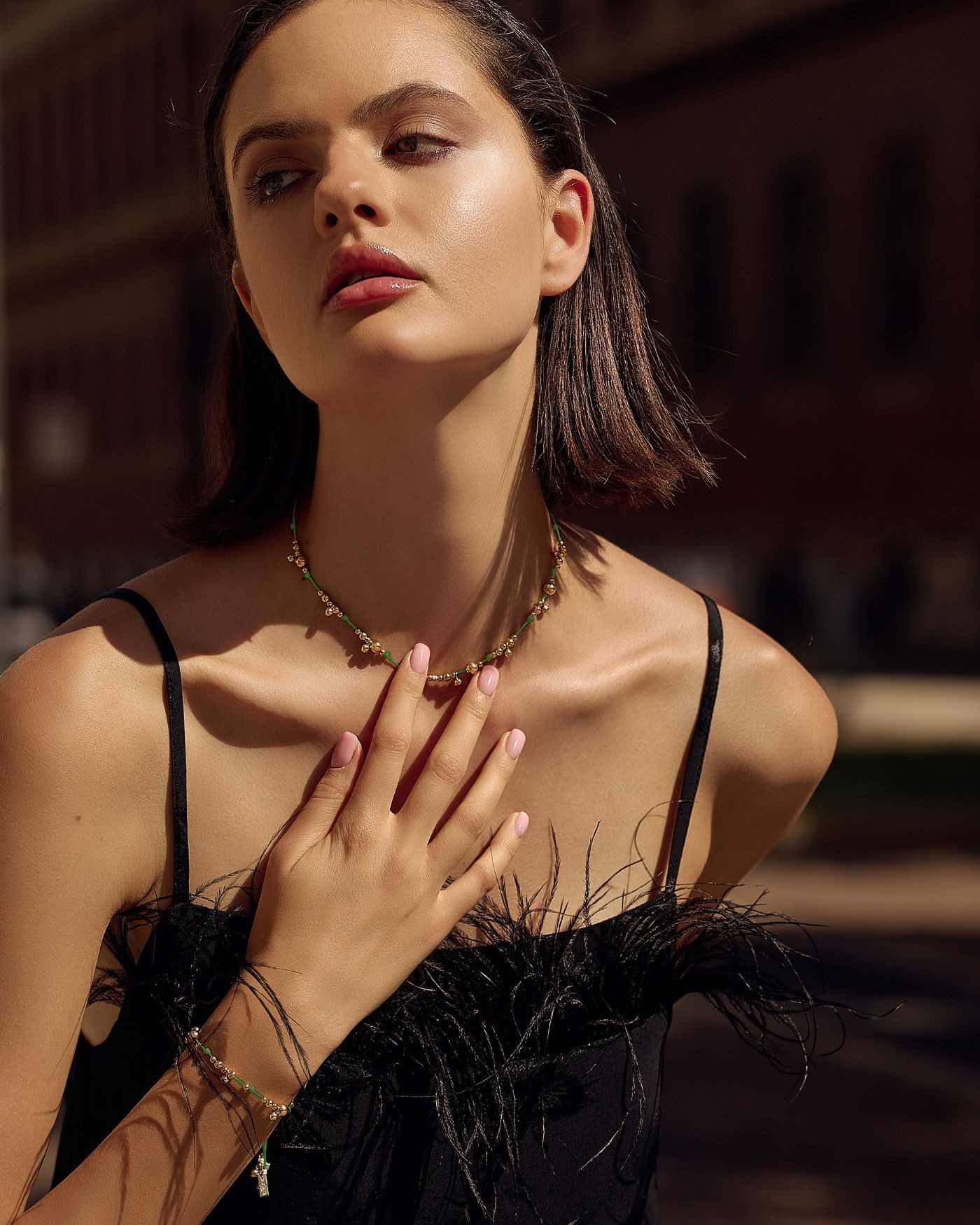 Bracelet on green cord with gold-gilded beads  - 4