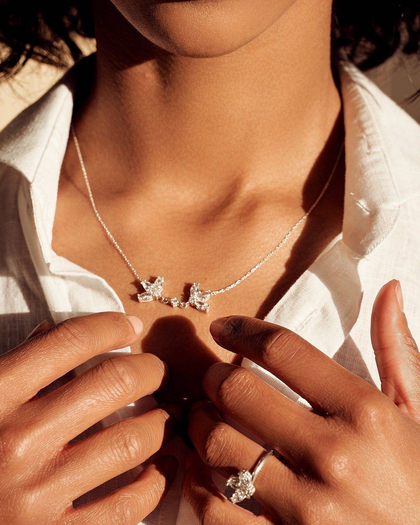 Collana Fiore con zirconi bianchi  - 4