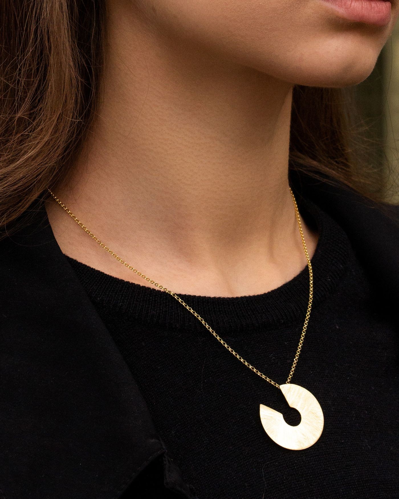 18k gold-gilded handsatinated Luna necklace  - 1
