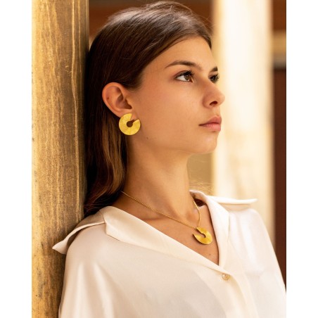 18k gold-gilded handsatinated Luna necklace  - 5