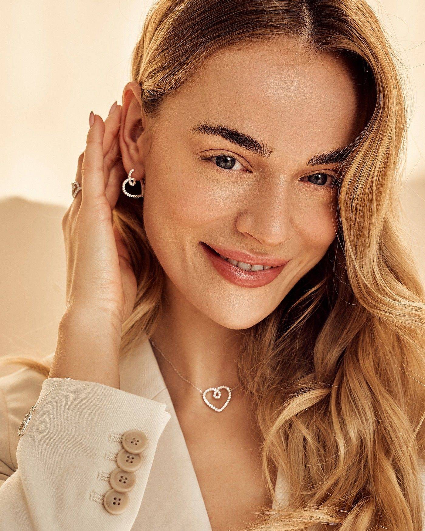 White heart earrings Eterna  - 4