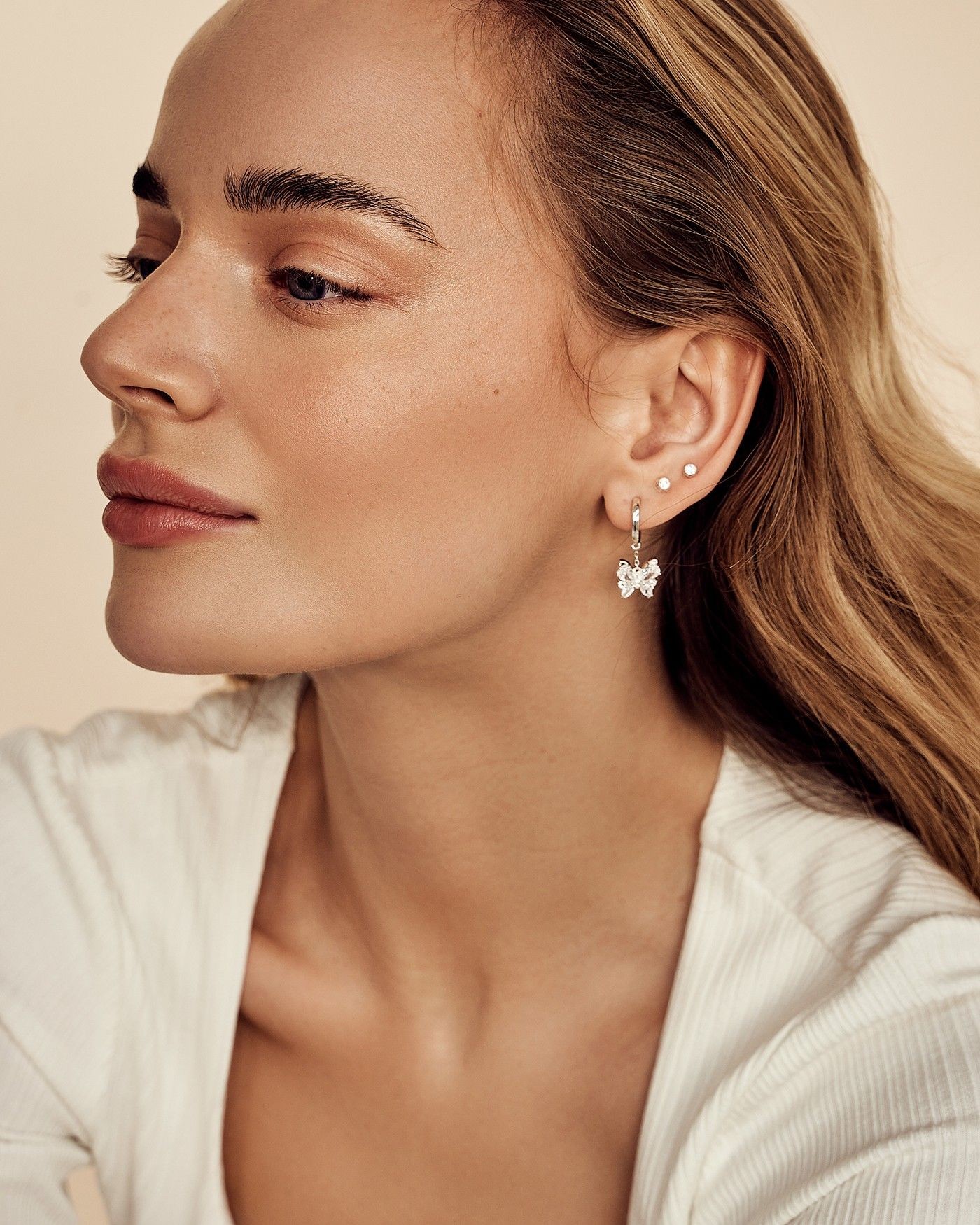 Schmetterlingsohrringe mit Anhänger Farfalla mit weißen Zirkonia  - 4 Schmetterlingsohrringe mit Anhänger Farfalla mit weißen Zirkonia  - 4